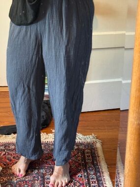 Marine Layer Women’s Lightweight Gray Textured Pants